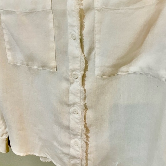 Anthropologie Cloth & Stone Button Down Shirt. (Petite). - Picture 6 of 7